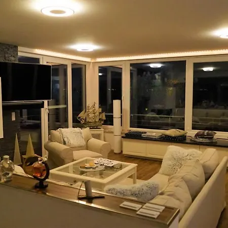 Villa Schwimmendes Haus Robby Ii