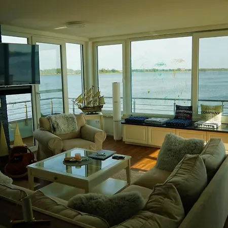 וילה Schwimmendes Haus Robby Ii *